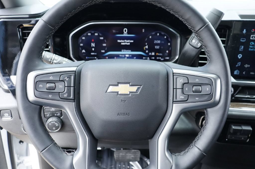Used 2026 Chevrolet Silverado 1500 LT AWD/4WD image 6
