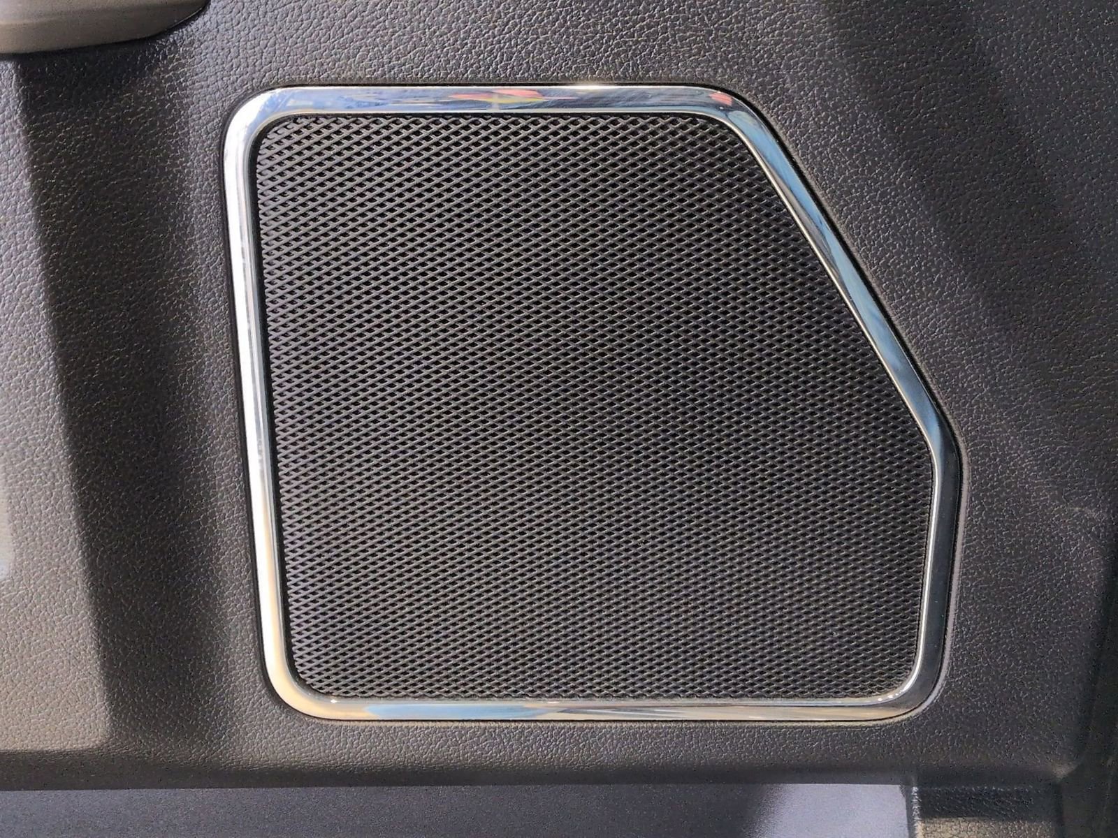 Certified 2018 Ford F150 Platinum w/ Technology Package image 65