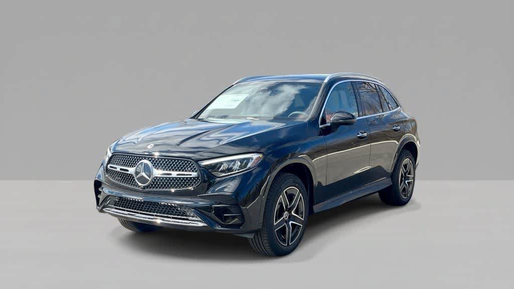 New 2026 Mercedes-Benz GLC 300 4MATIC image 2