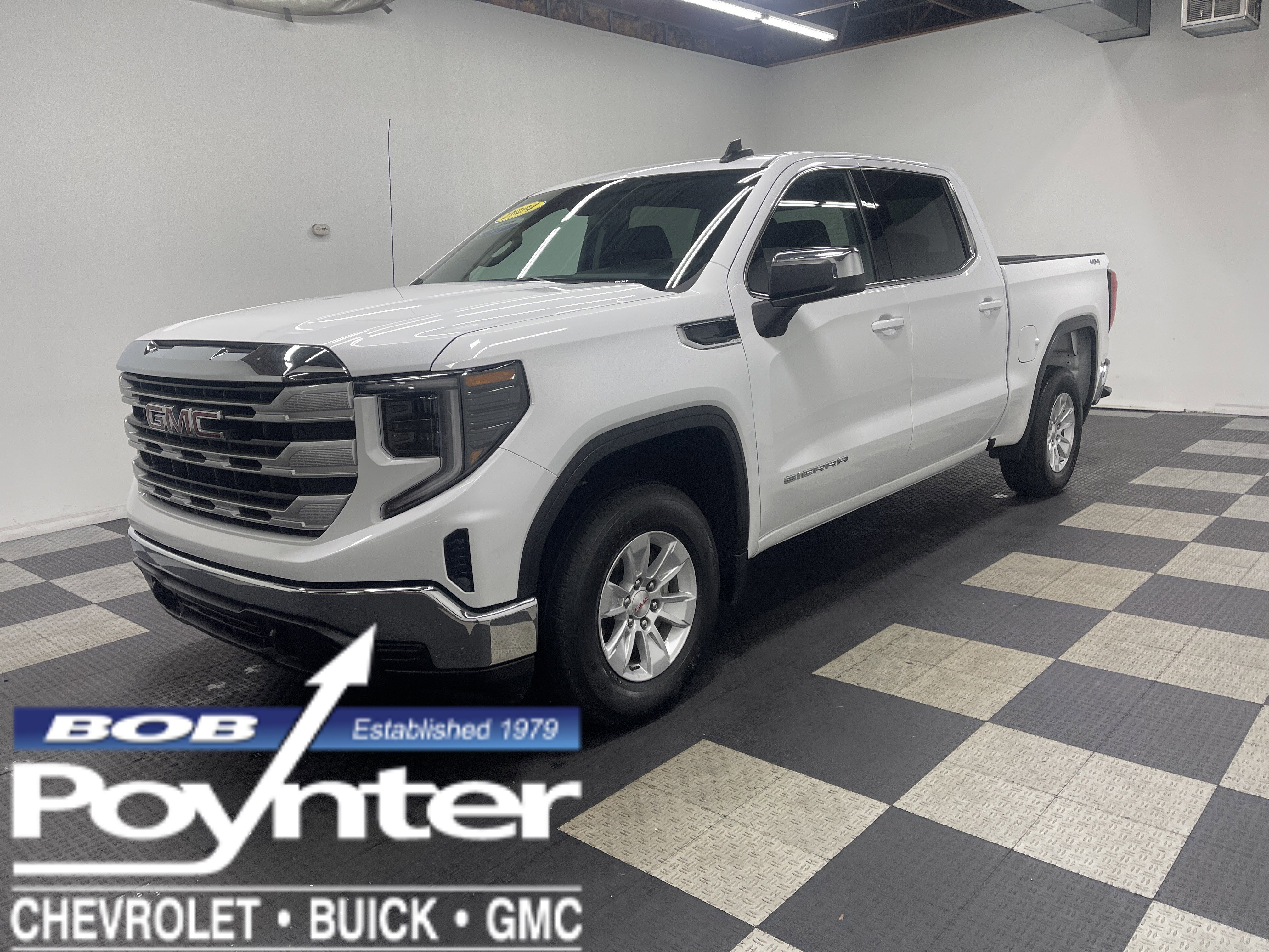 Used 2024 GMC Sierra 1500 SLE