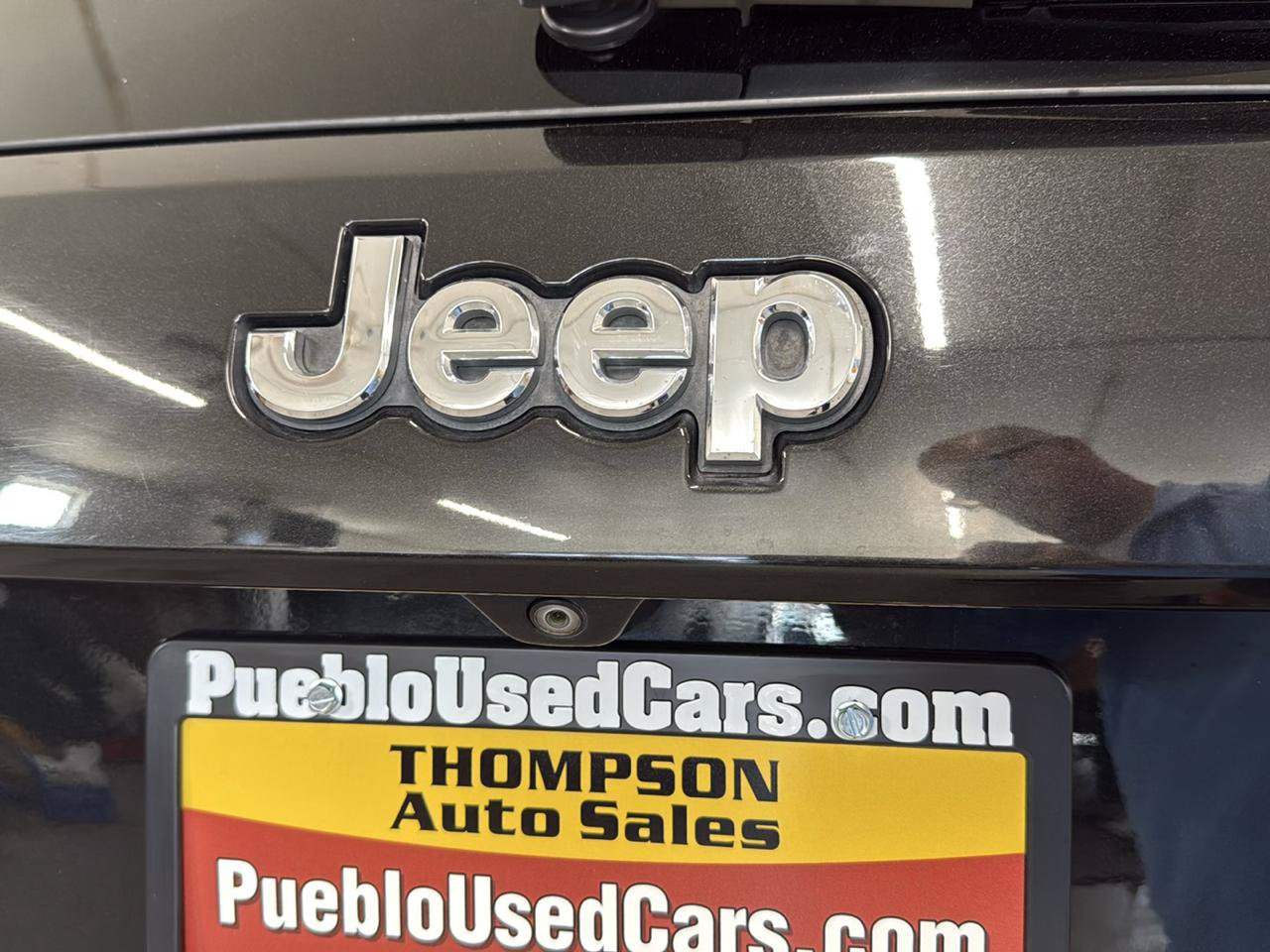 Used 2015 Jeep Grand Cherokee Overland AWD/4WD image 90