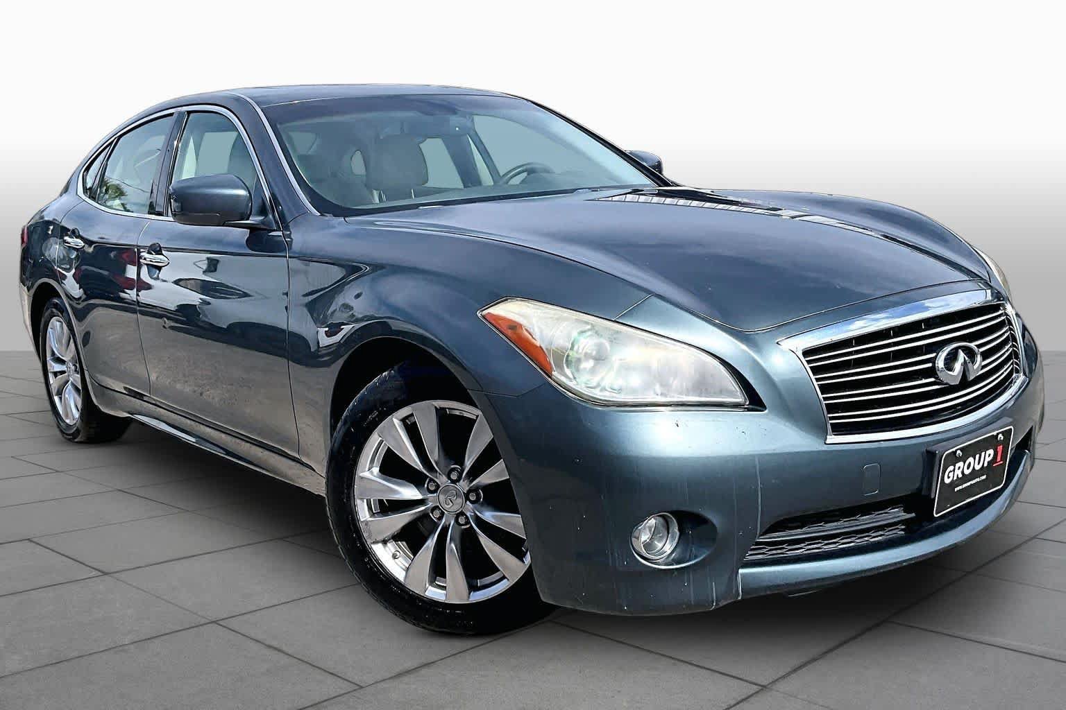 Used 2012 INFINITI M37 w/ Premium Pkg RWD image 5