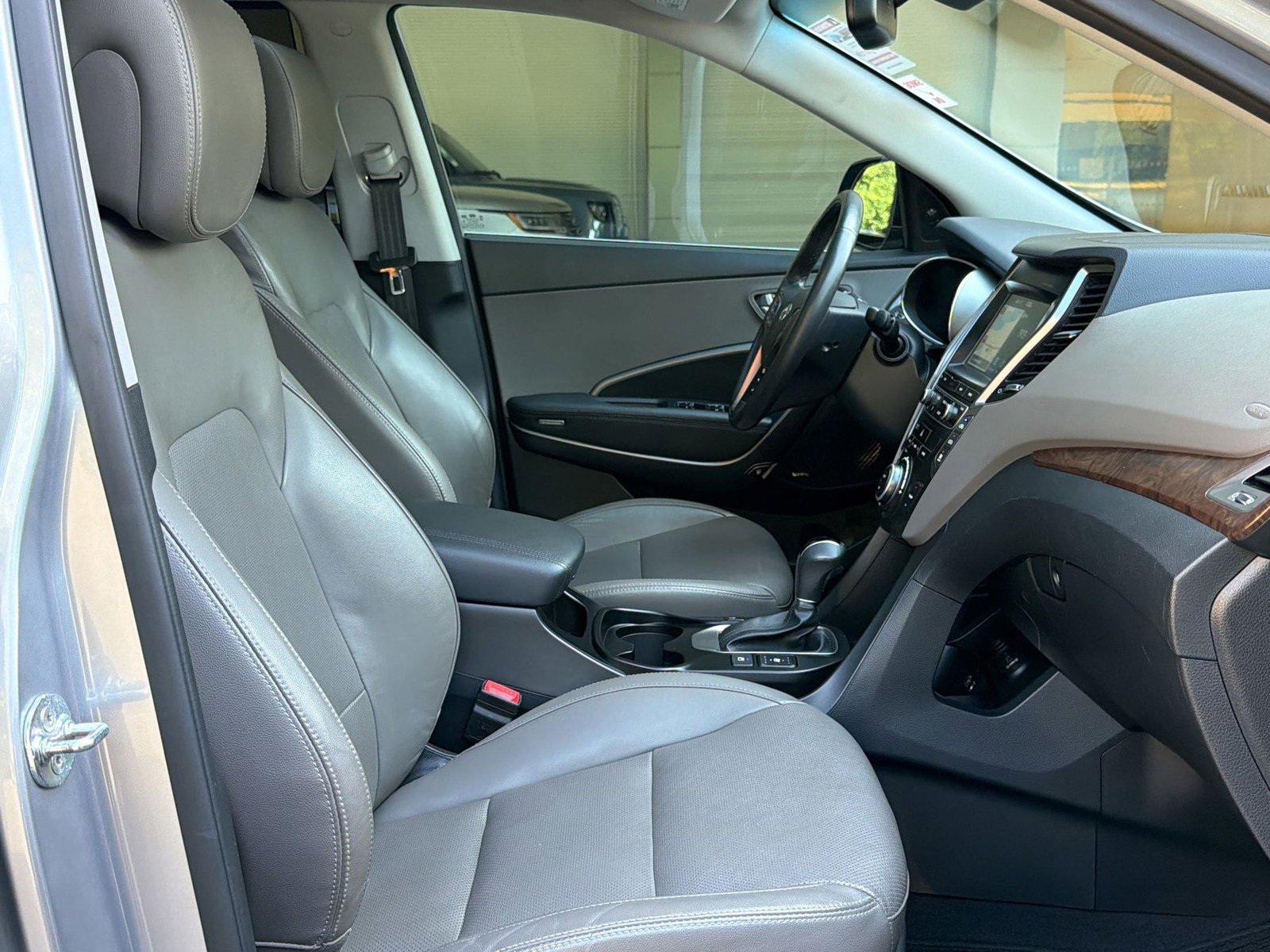 Used 2019 Hyundai Santa Fe XL FWD image 31
