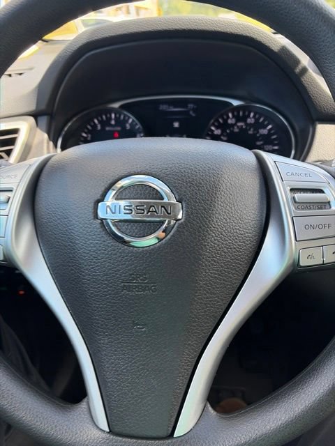 Used 2016 Nissan Rogue SV w/ SV Premium Package AWD/4WD image 4