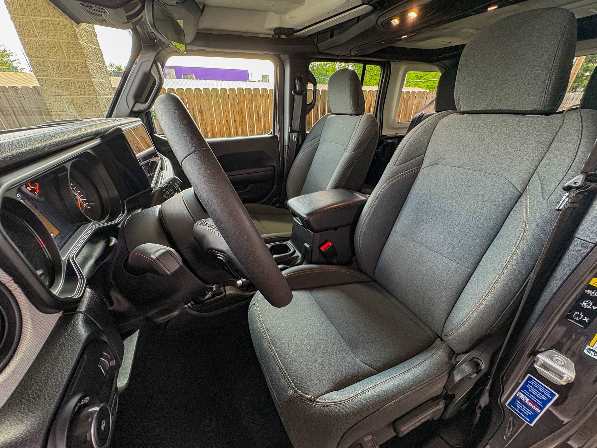 Used 2025 Jeep Wrangler Unlimited Sport AWD/4WD image 22