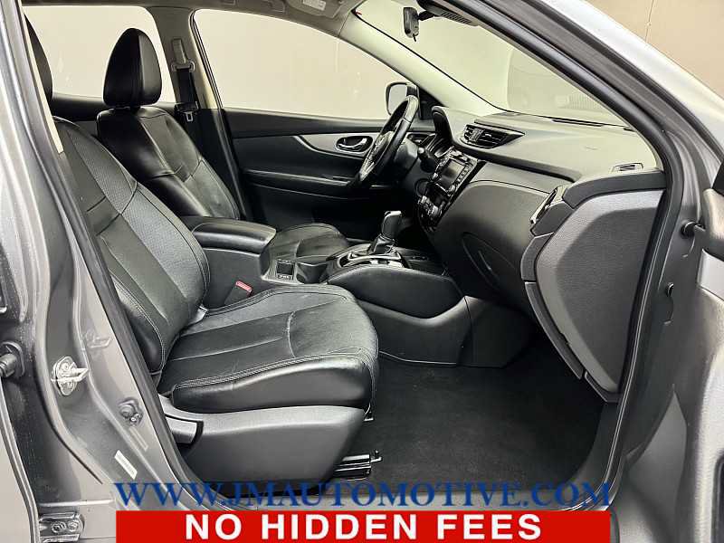 Used 2020 Nissan Rogue Sport SL AWD/4WD image 19