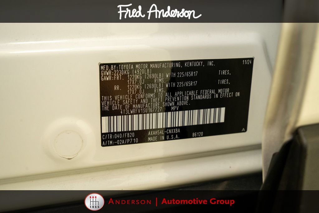 Certified 2025 Toyota RAV4 LE AWD/4WD image 18