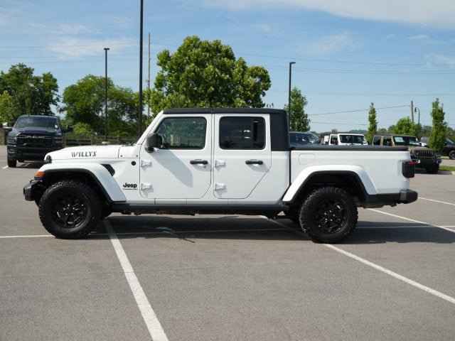 Used 2021 Jeep Gladiator Sport AWD/4WD image 4