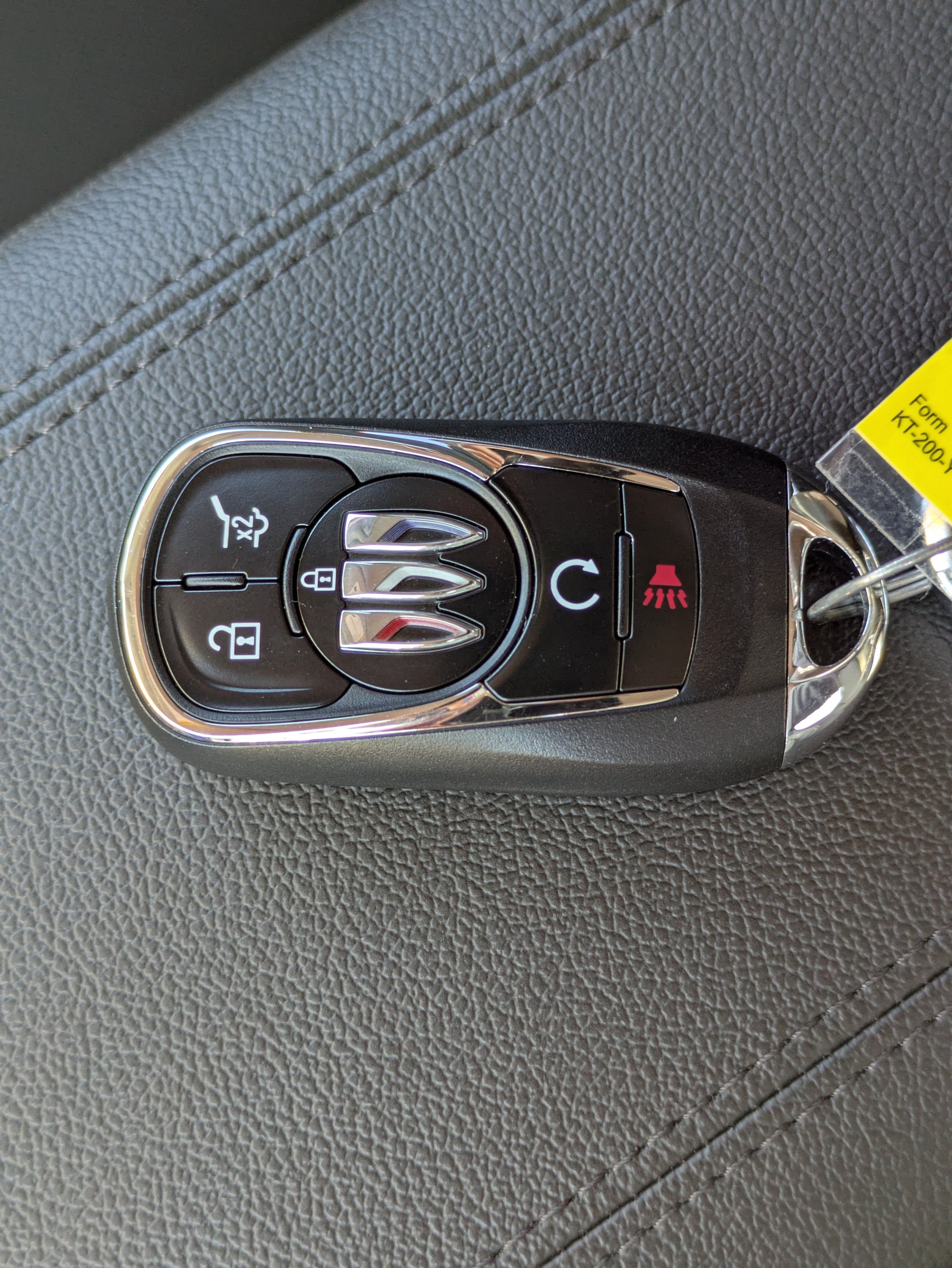 Used 2025 Buick Encore GX Sport Touring w/ Advanced Technology Package FWD image 30