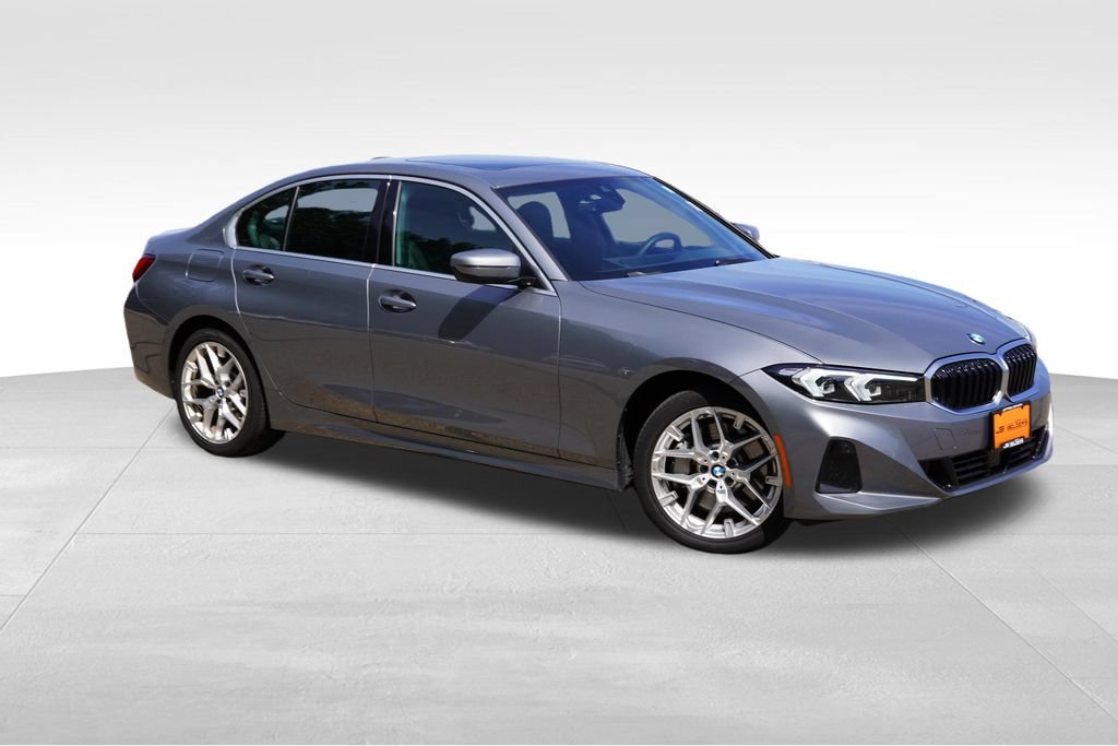 Used 2026 BMW 330i xDrive Sedan AWD/4WD image 2