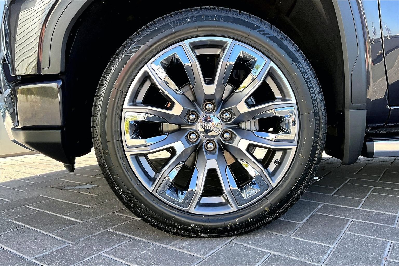 Used 2024 GMC Sierra 1500 Denali image 9