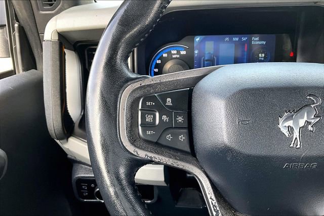 Used 2023 Ford Bronco Badlands image 11