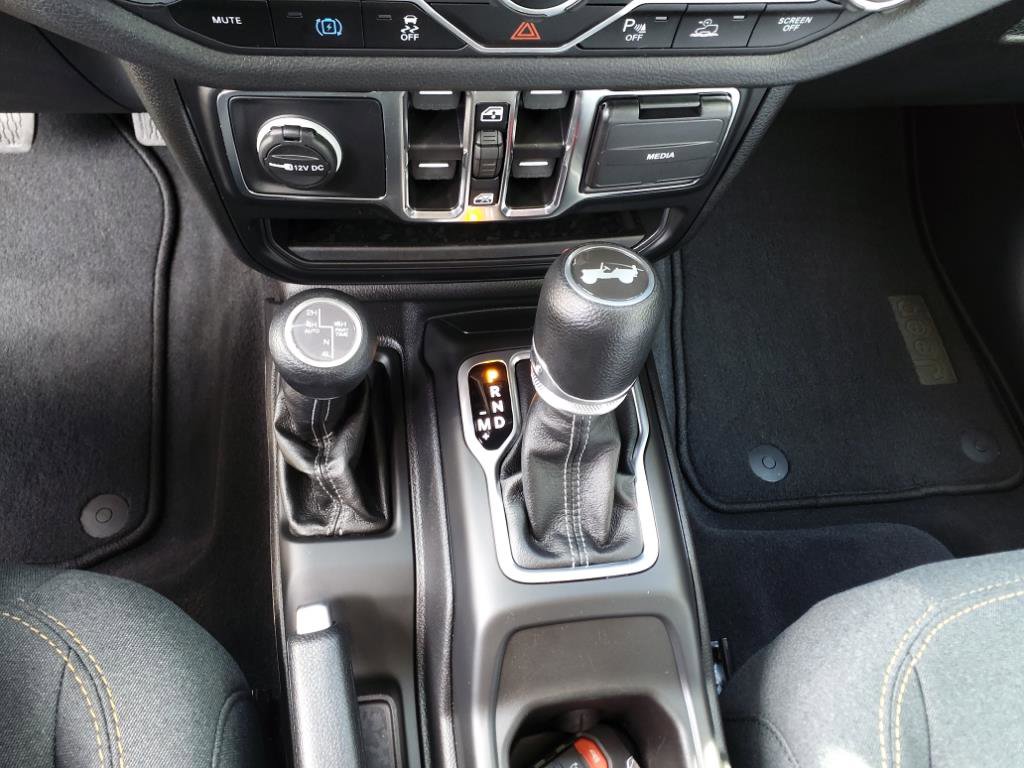 Used 2024 Jeep Wrangler Sport S w/ Convenience Group image 17