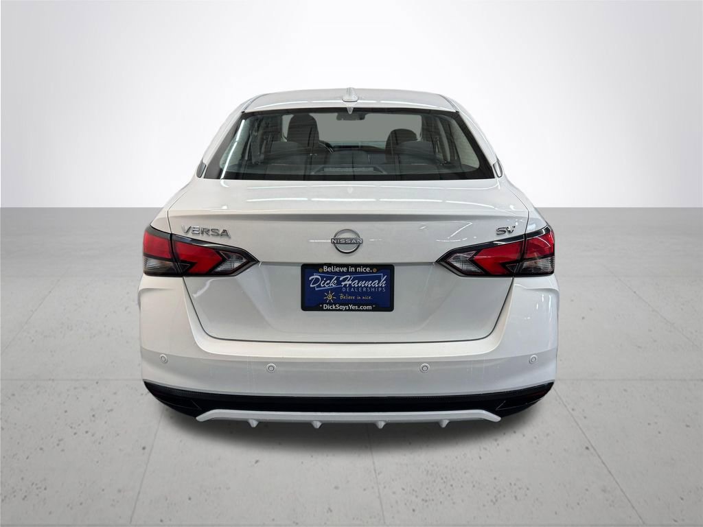 Used 2024 Nissan Versa SV image 5