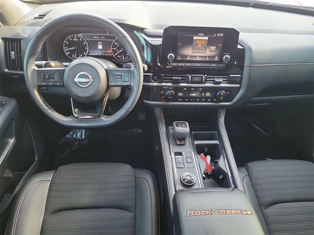 Used 2025 Nissan Pathfinder Rock Creek image 18
