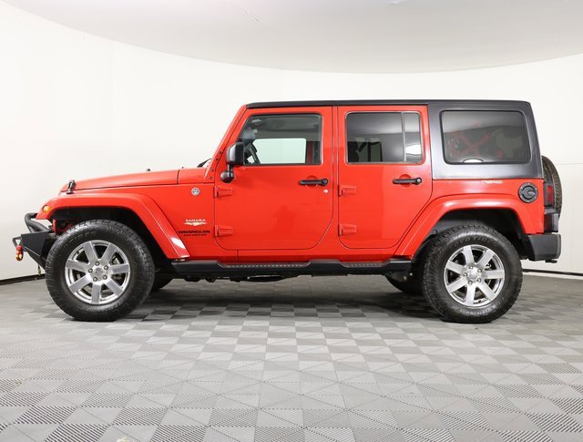 Used 2015 Jeep Wrangler Unlimited Sahara w/ Connectivity Group image 2