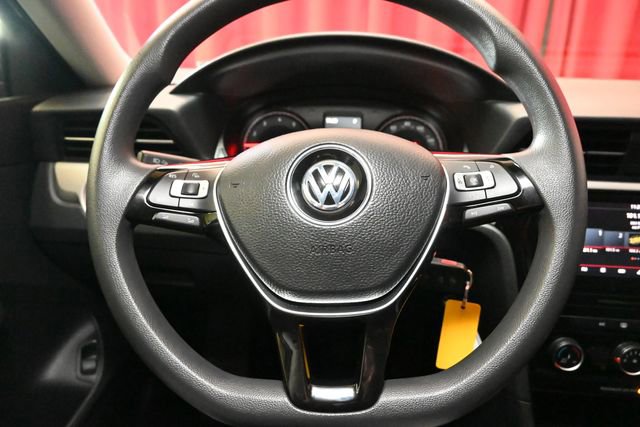Used 2020 Volkswagen Passat 2.0T S image 11