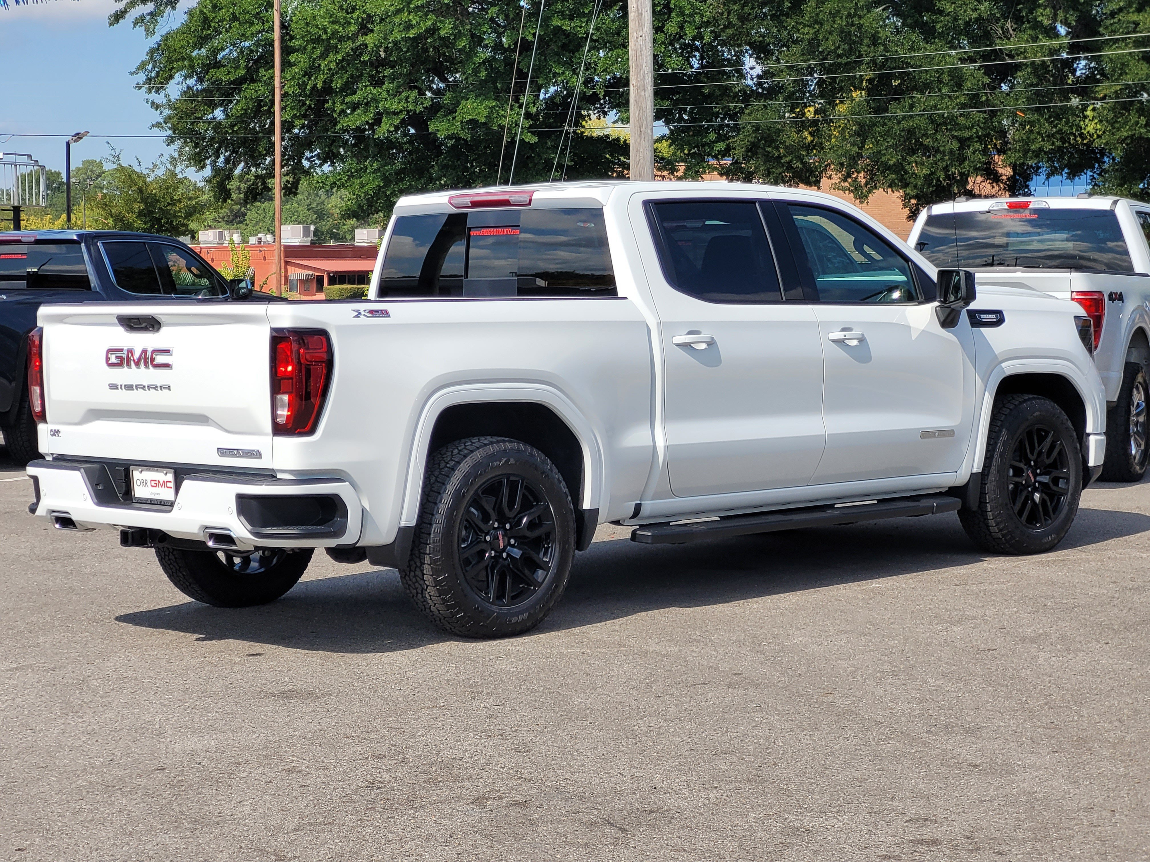 New 2026 GMC Sierra 1500 Elevation w/ Elevation Premium Package AWD/4WD image 4