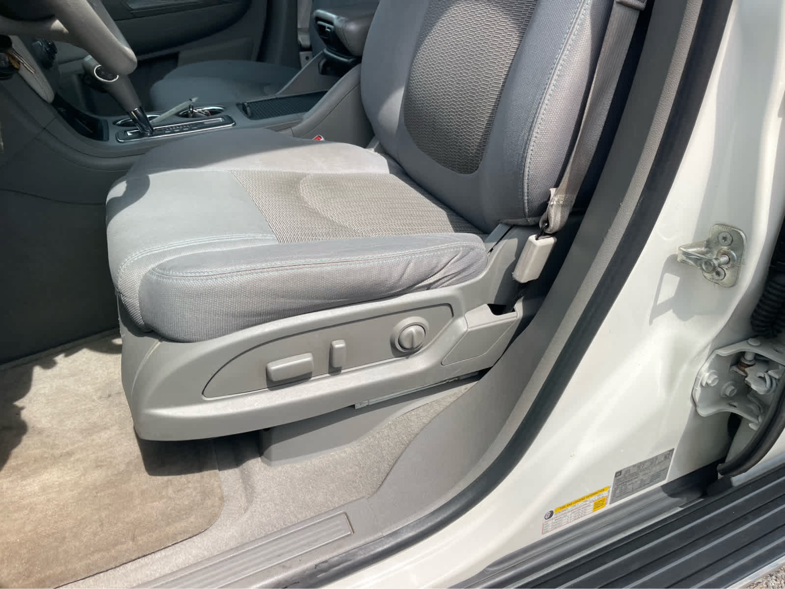 Used 2014 Chevrolet Traverse LS FWD image 13