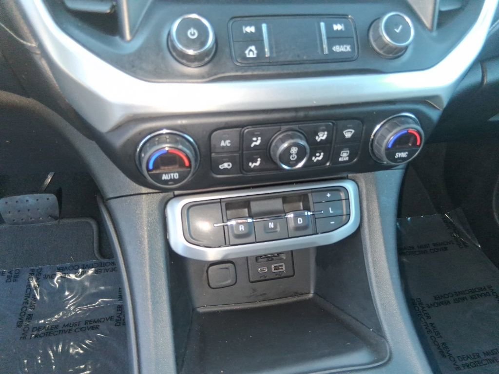 Used 2022 GMC Acadia SLT w/ Elevation Edition image 18