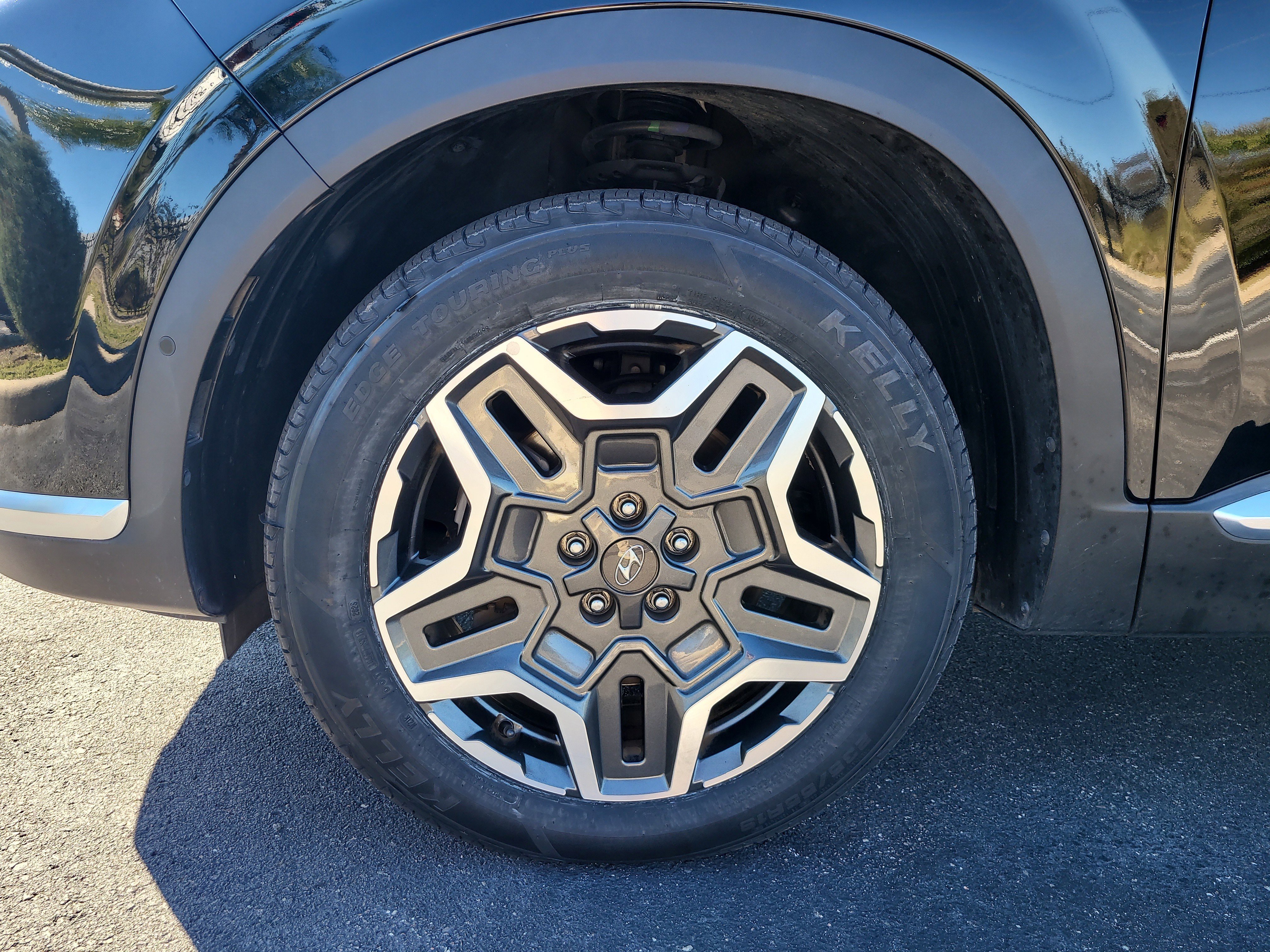 Used 2022 Hyundai Santa Fe Limited image 9