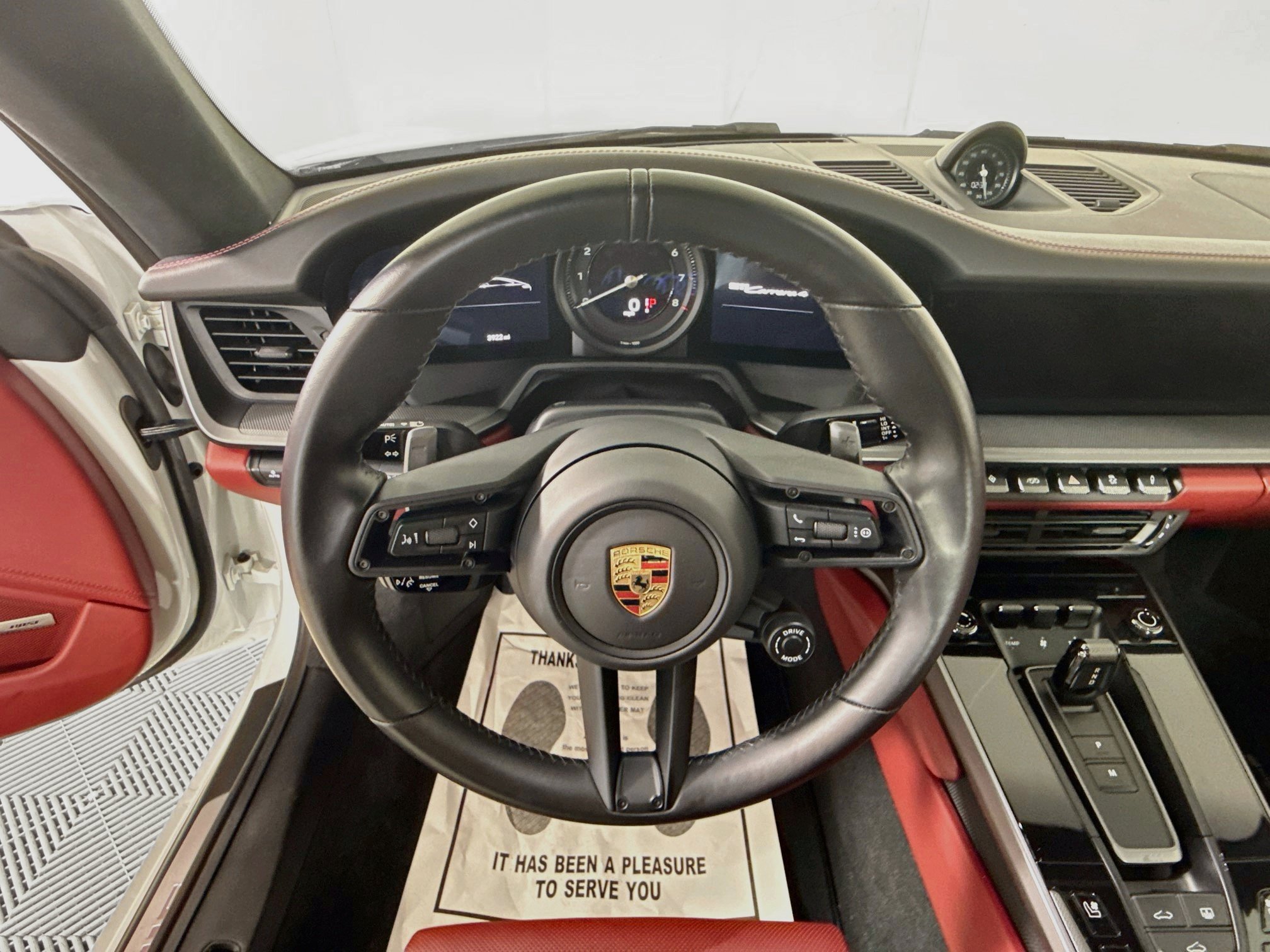 Used 2024 Porsche 911 Carrera 4 w/ Sport Package AWD/4WD image 14