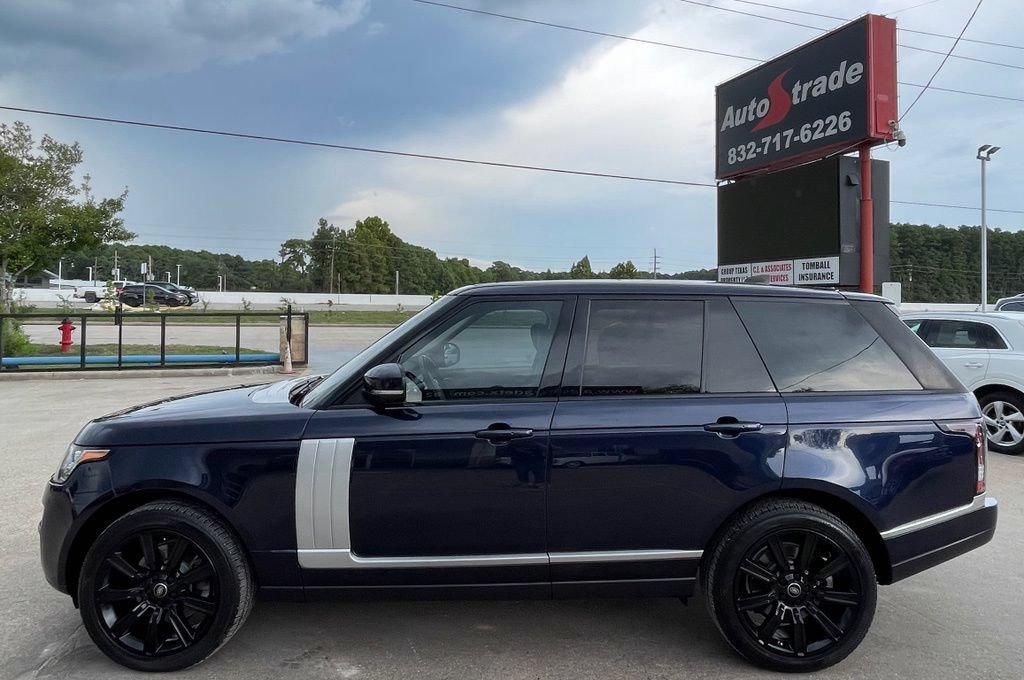 Used 2017 Land Rover Range Rover HSE AWD/4WD image 5