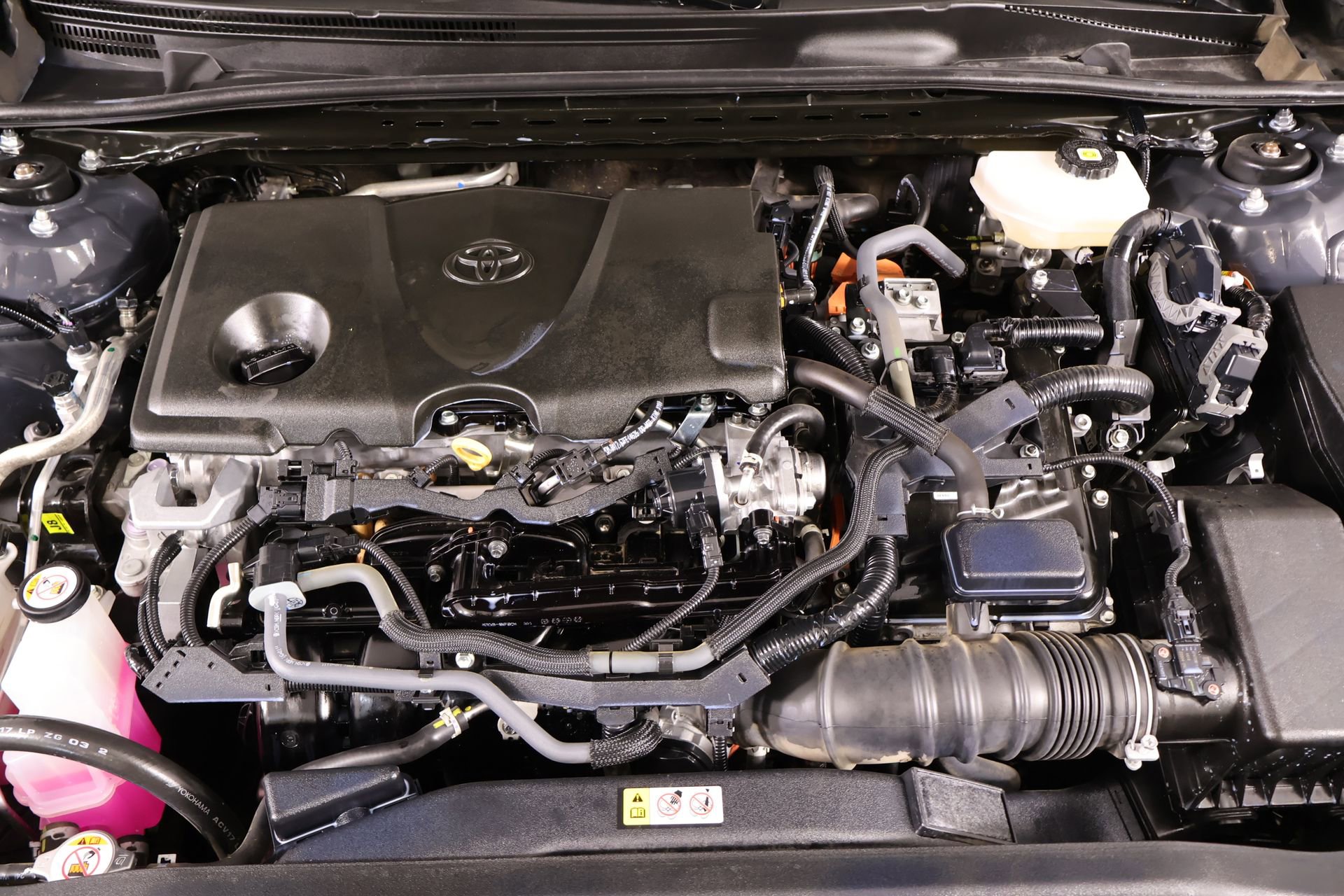 Used 2025 Toyota Camry LE FWD image 18