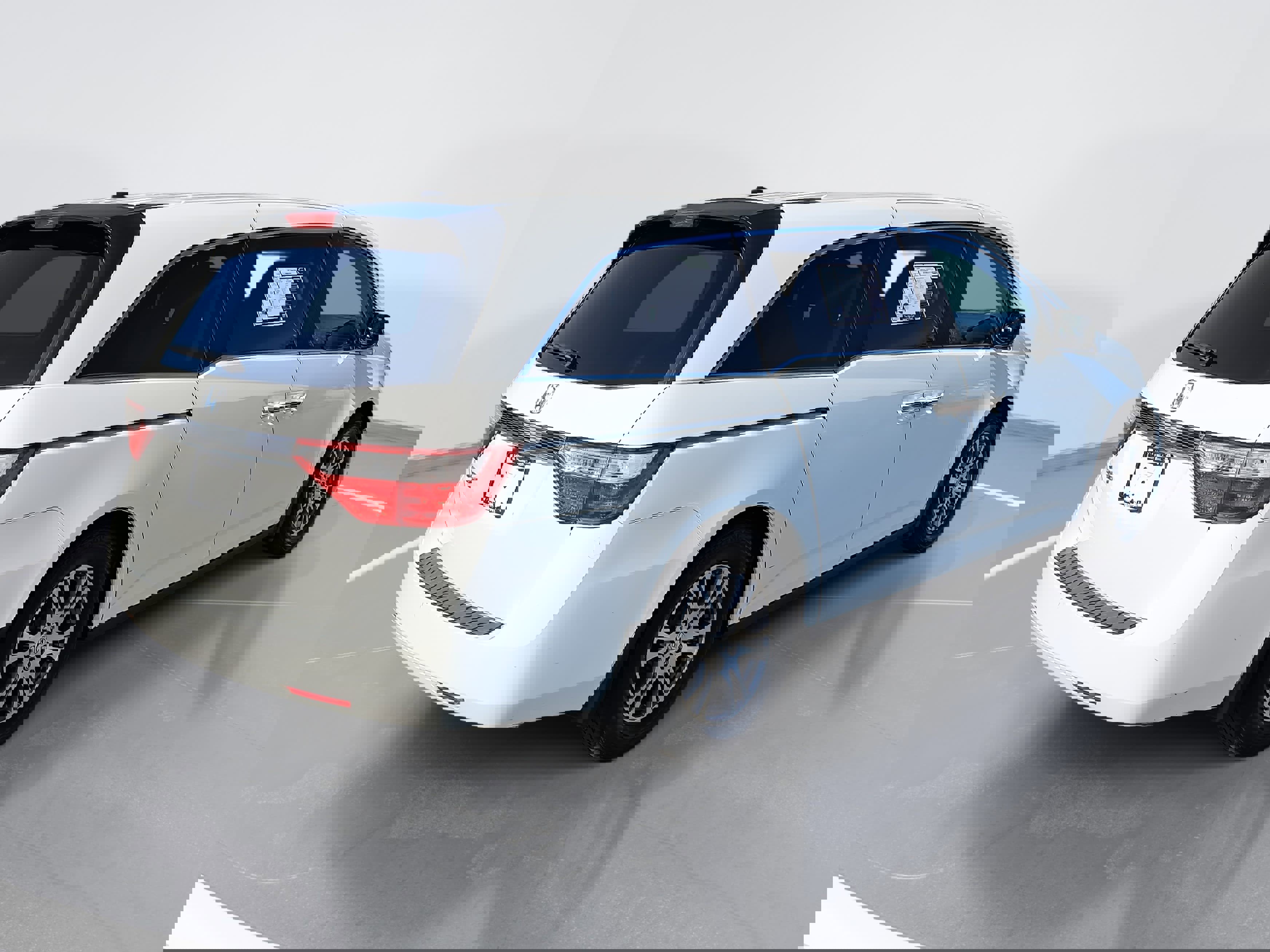 Used 2012 Honda Odyssey EX-L image 3