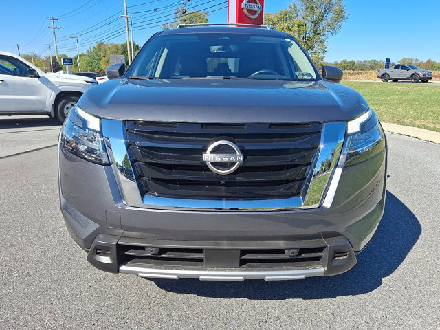 Certified 2024 Nissan Pathfinder SL image 2