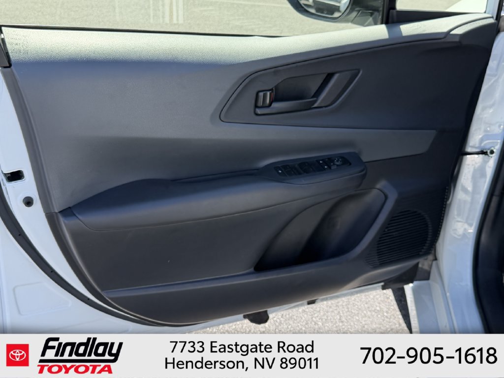 Certified 2025 Toyota Prius LE FWD image 20