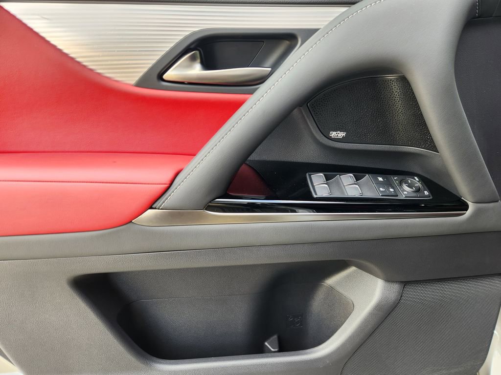 Used 2022 Lexus LX 600 F Sport w/ Accessory Package (Z1) image 24