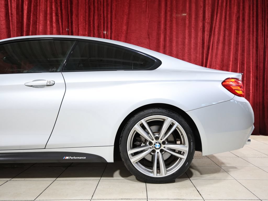 Used 2016 BMW 435i Coupe w/ M Sport Package RWD image 6