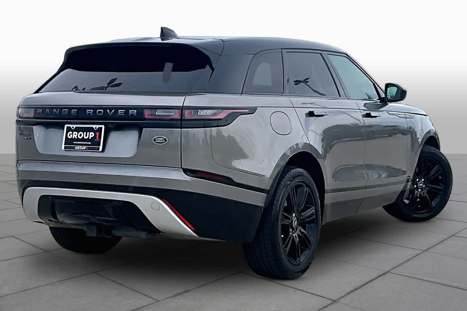 Used 2020 Land Rover Range Rover Velar R-Dynamic S AWD/4WD image 12