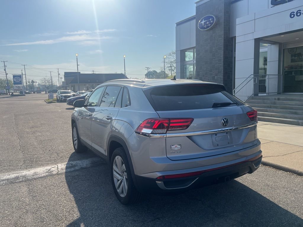 Used 2022 Volkswagen Atlas Cross Sport SE image 6