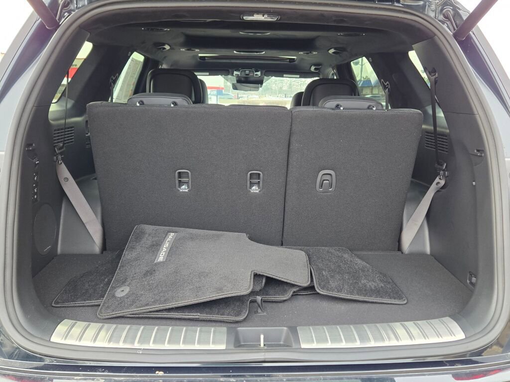 Used 2025 Hyundai Palisade Calligraphy image 17