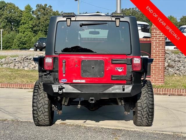 Used 2015 Jeep Wrangler Unlimited Rubicon w/ Connectivity Group image 20