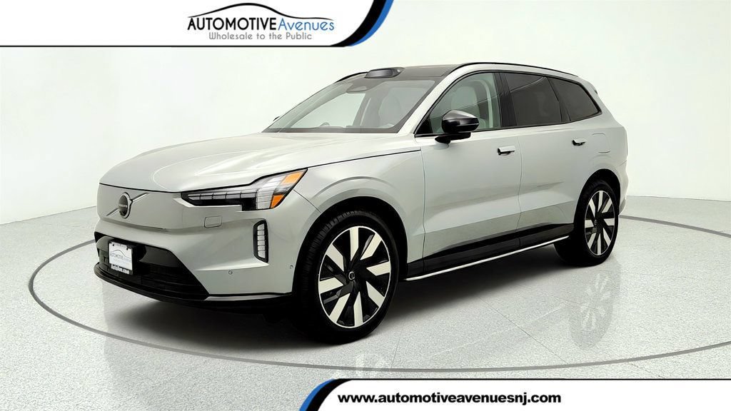 Used 2025 Volvo EX90 Ultra