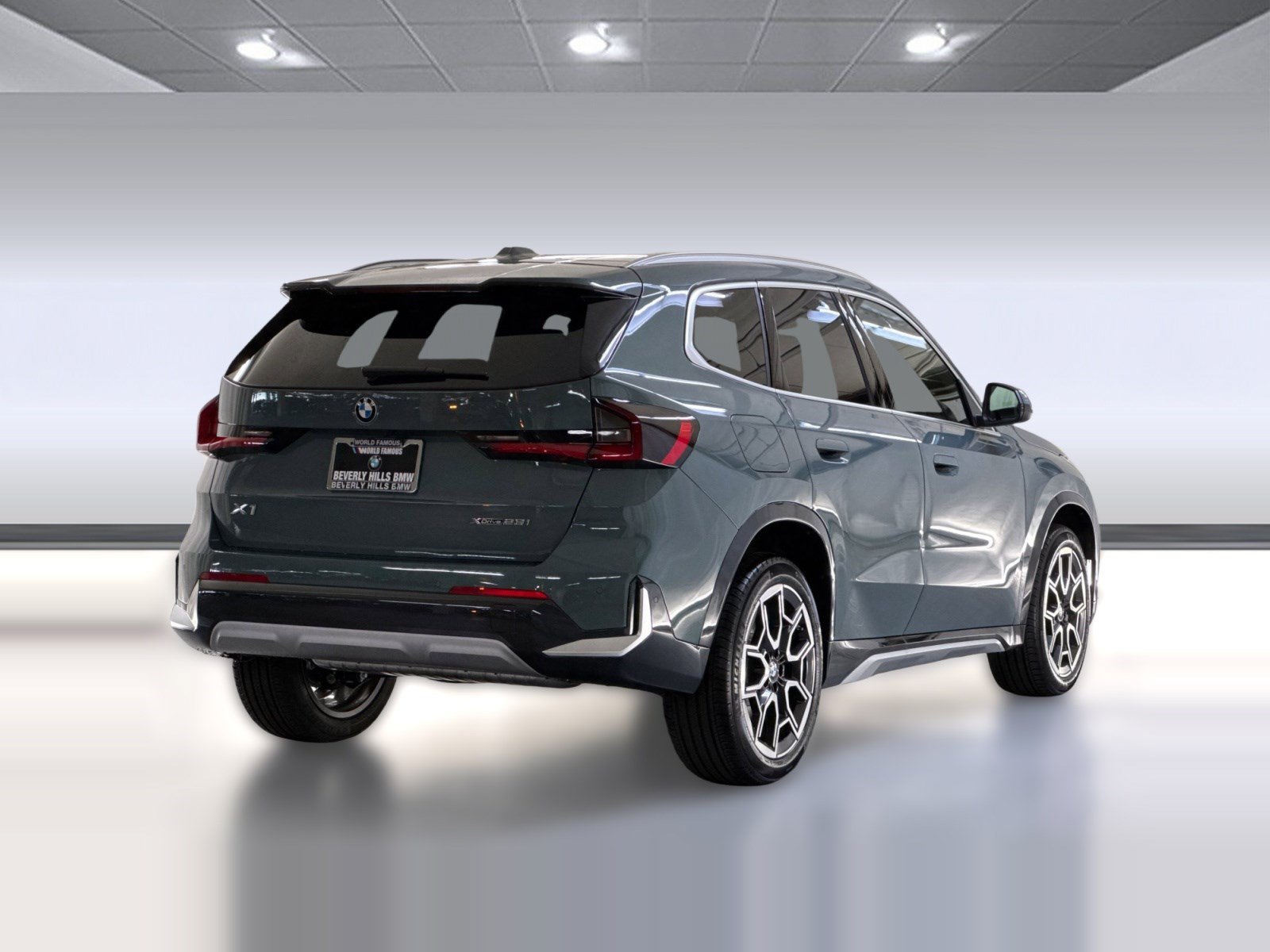 Used 2026 BMW X1 xDrive28i w/ Convenience Package AWD/4WD image 9