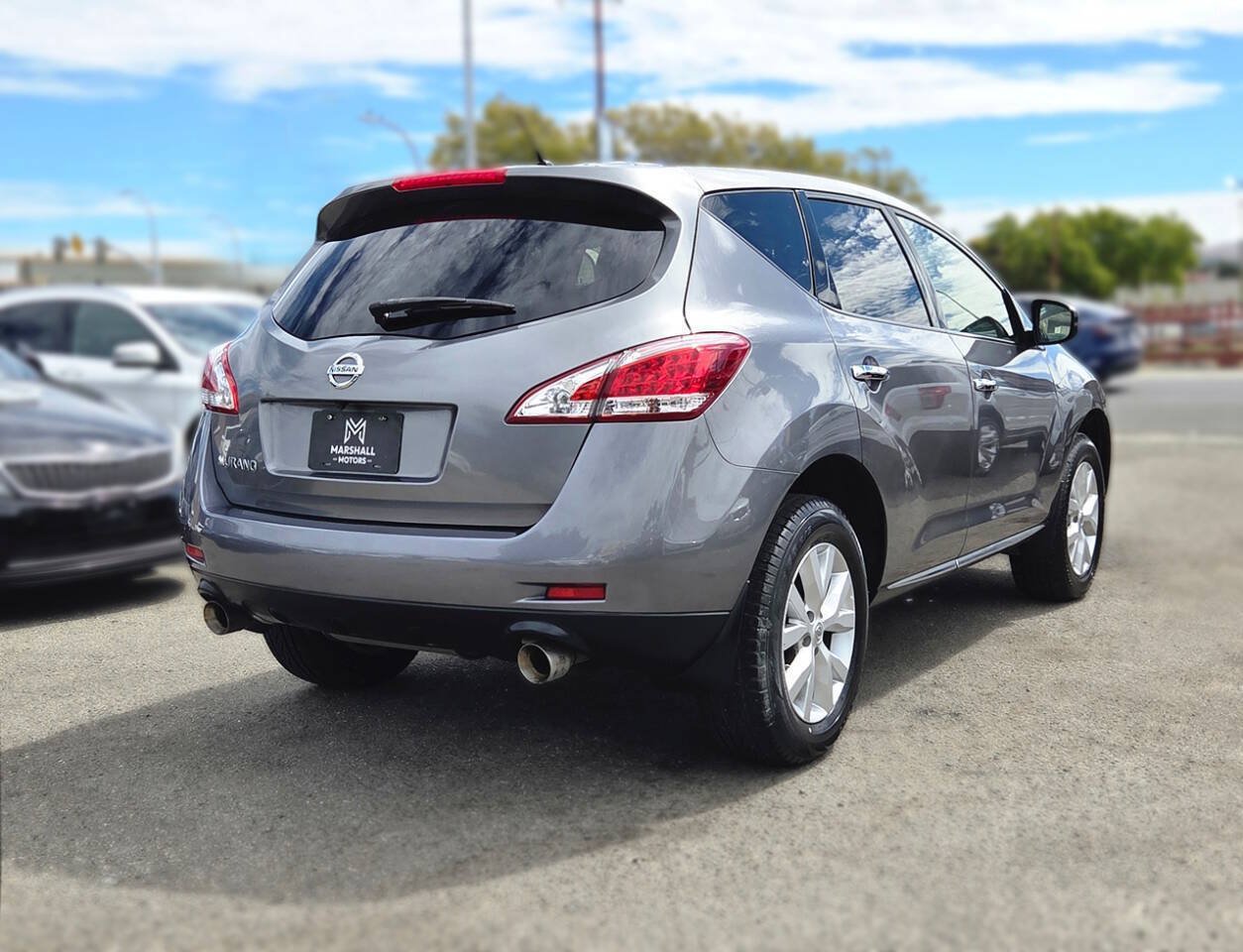 Used 2013 Nissan Murano S FWD image 4