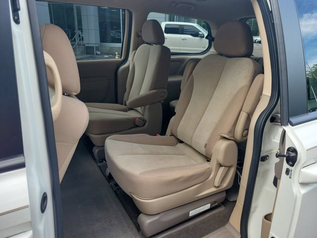 Used 2012 Kia Sedona LX FWD image 9