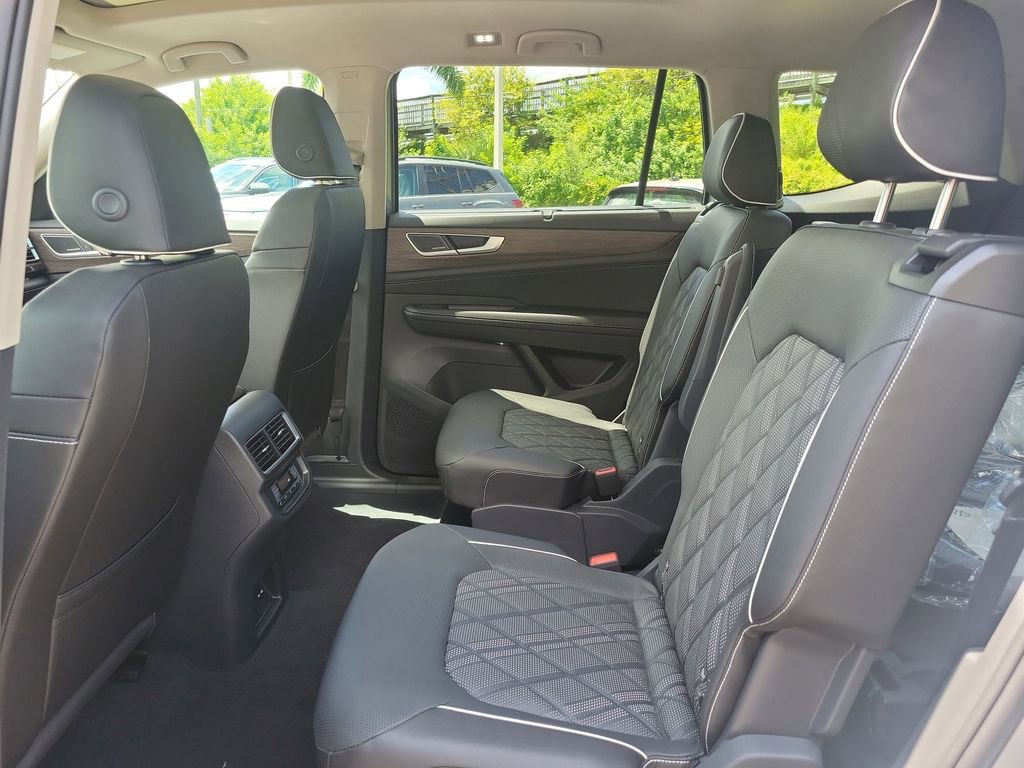 New 2026 Volkswagen Atlas SEL Premium R-Line image 10