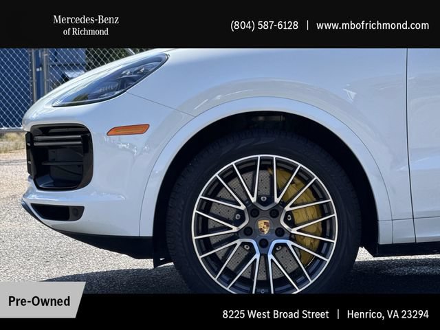 Used 2019 Porsche Cayenne Turbo AWD/4WD image 11