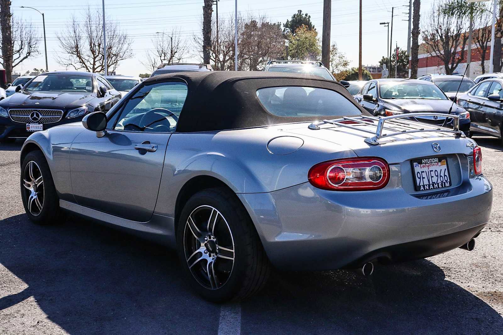 Used 2010 MAZDA MX-5 Miata Sport image 6