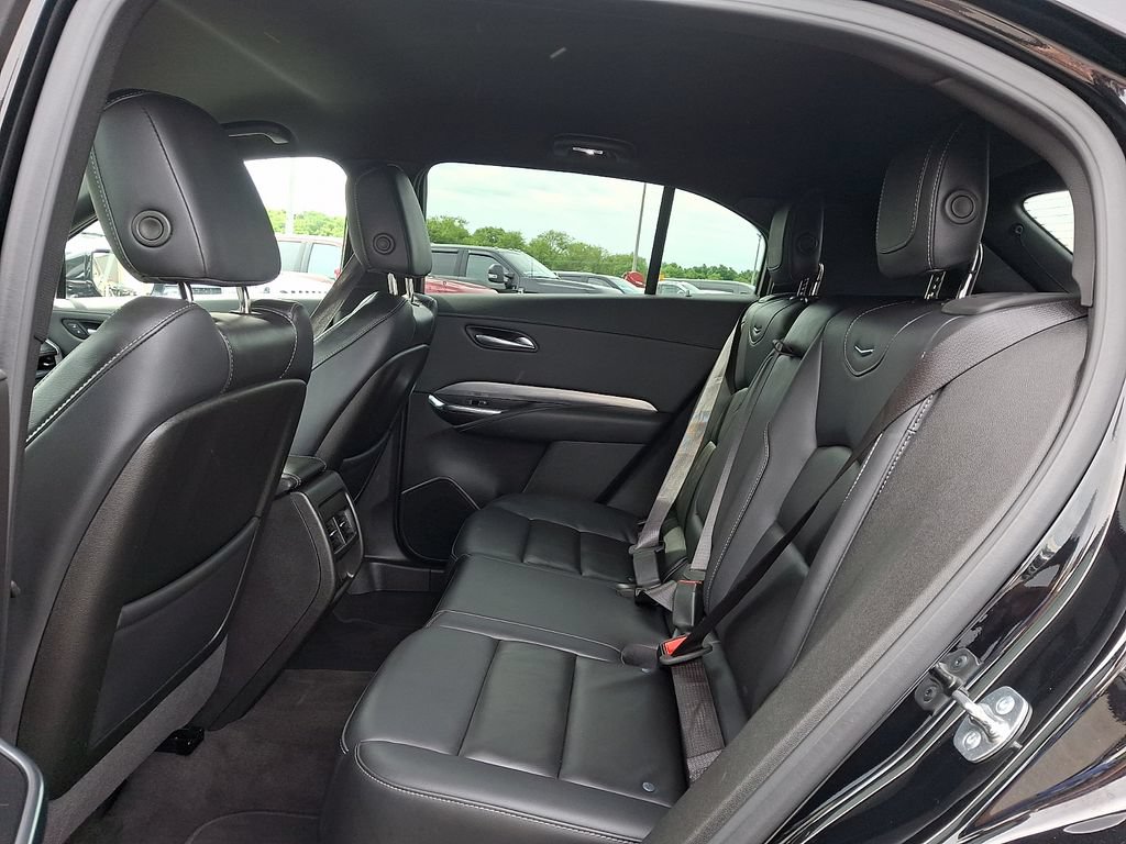 Used 2024 Cadillac XT4 Premium Luxury AWD/4WD image 10