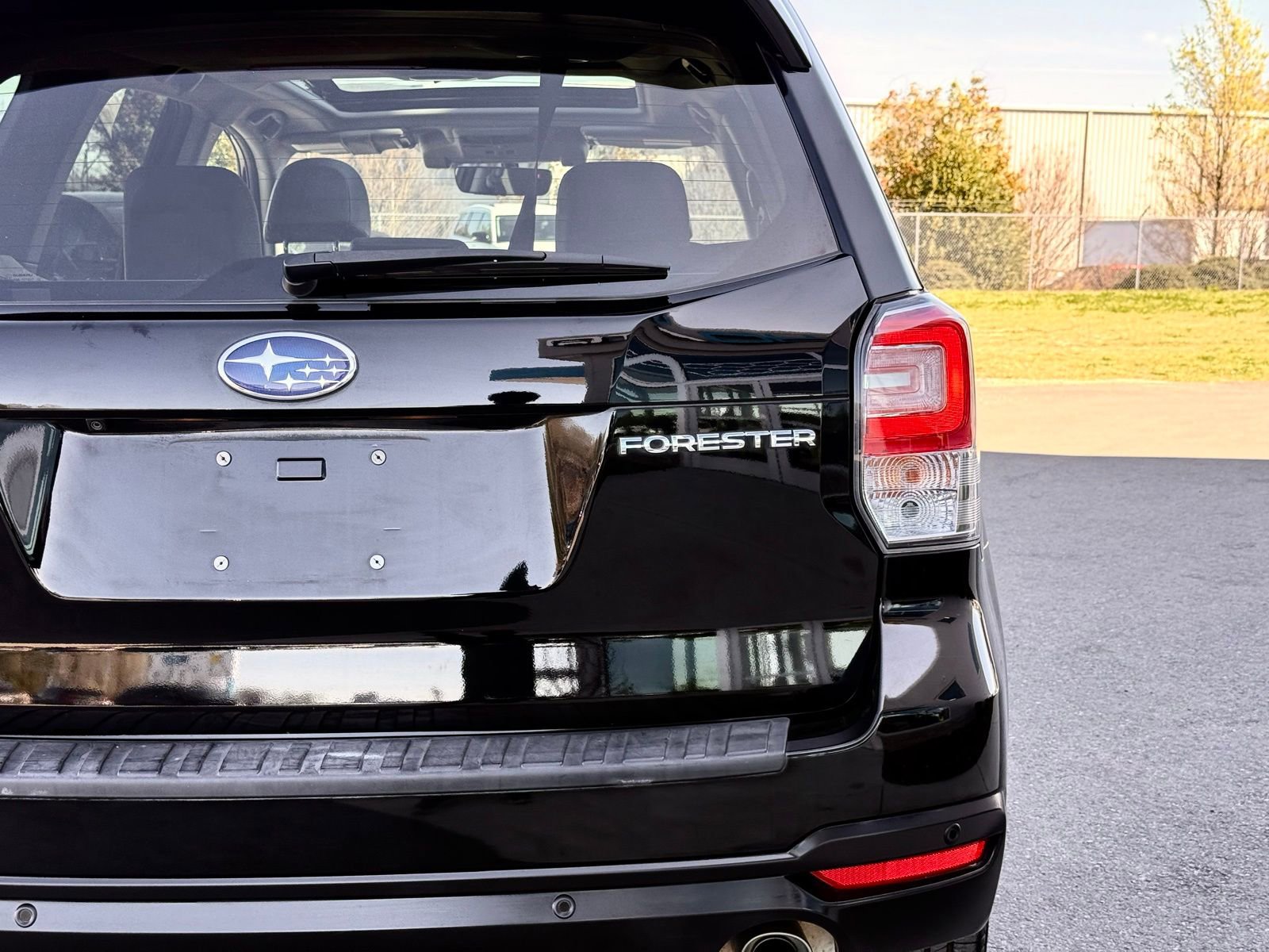 Used 2018 Subaru Forester 2.5i Limited image 12