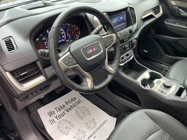 Used 2024 GMC Terrain Denali w/ Black Diamond Edition image 19