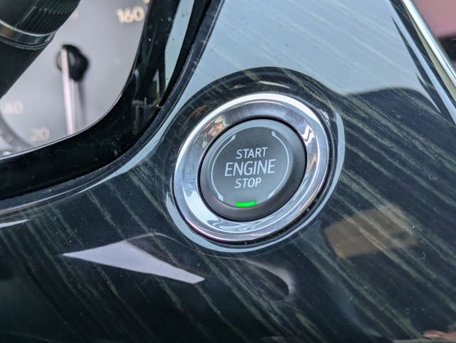 Used 2024 Cadillac XT6 Premium Luxury AWD/4WD image 29