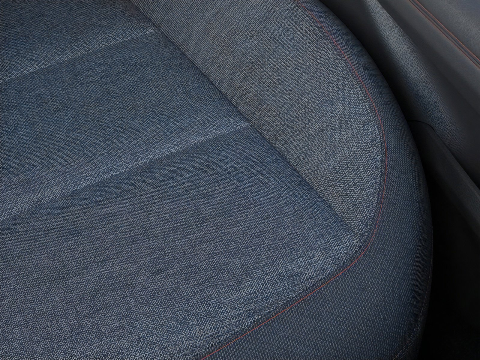 New 2026 Ford Explorer Active image 16