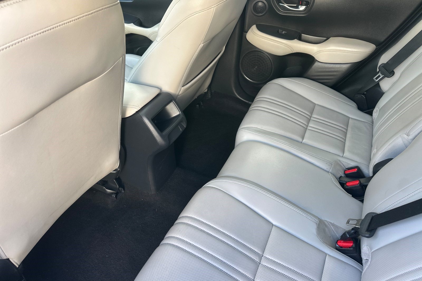 Used 2023 Honda HR-V EX-L image 26
